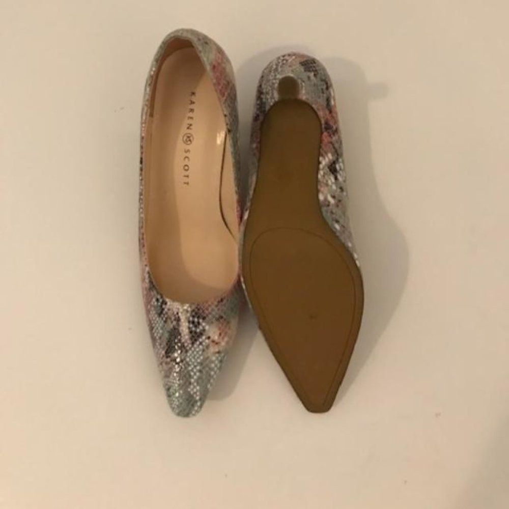 Karen Scott  Pointed Toe Classic shoes Pink Seafoam
